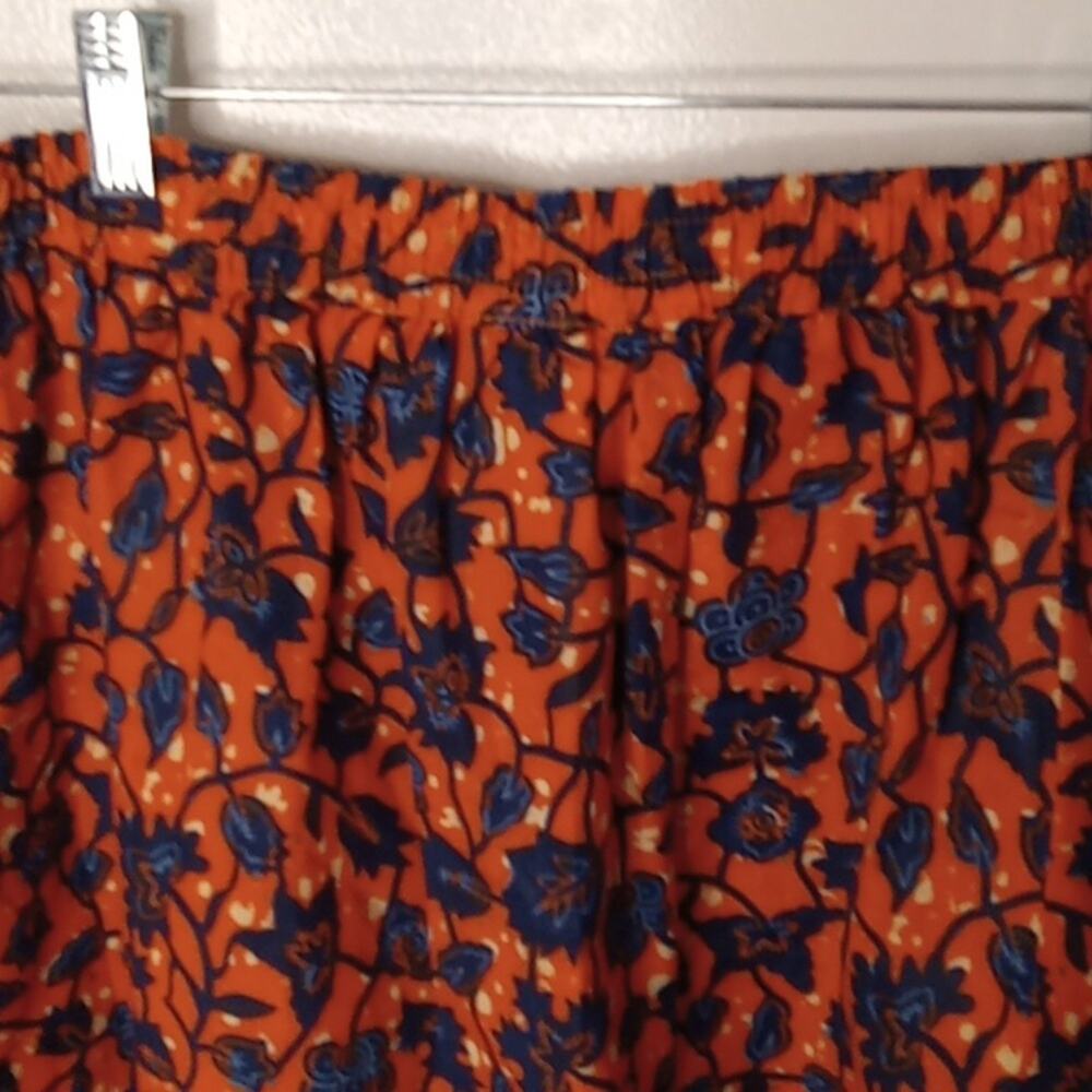 UNITI Casual Women's O/S Floral Orange and Blue Women's Skirt.Flowy, Feminine, - Picture 5 of 7